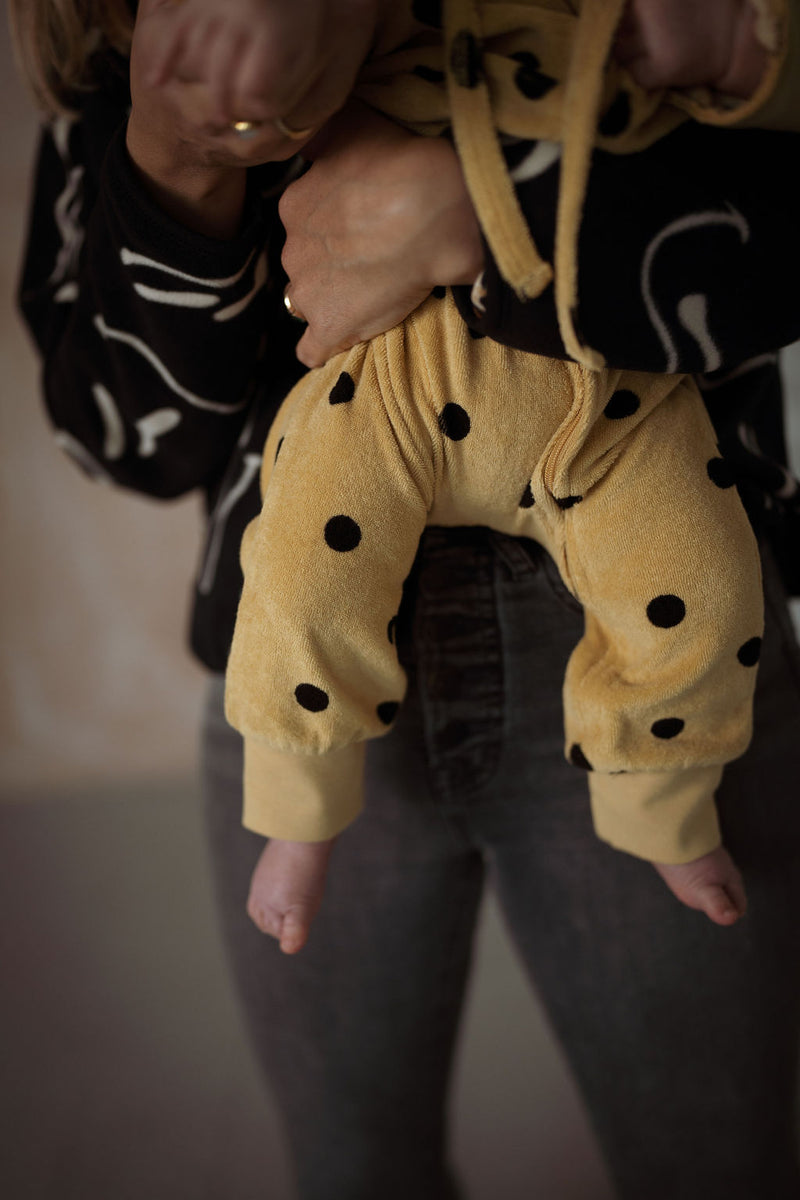 CAMEL SPOT TERRY TOWEL SLEEPSUIT