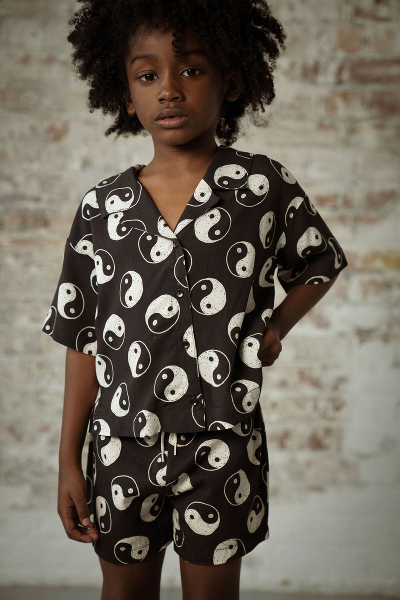 YIN YANG KIDS RESORT SHIRT