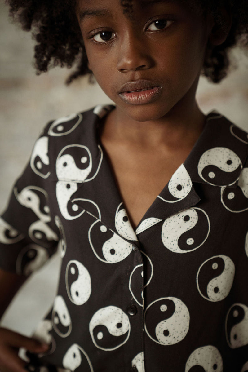 YIN YANG KIDS RESORT SHIRT